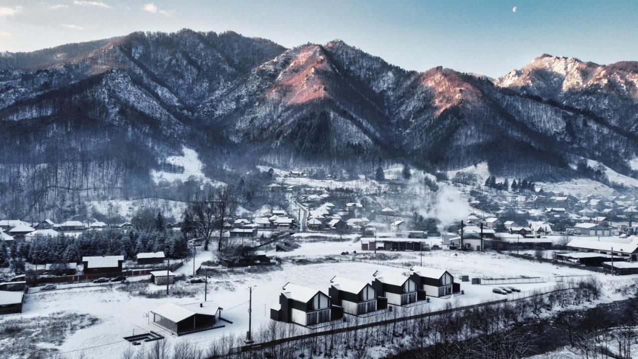 Complex Lunlo Village Brezoi Zewnętrze zdjęcie