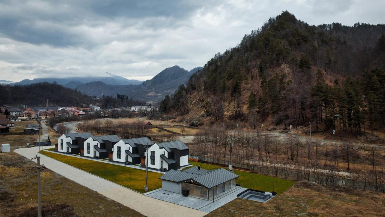Complex Lunlo Village Brezoi Zewnętrze zdjęcie